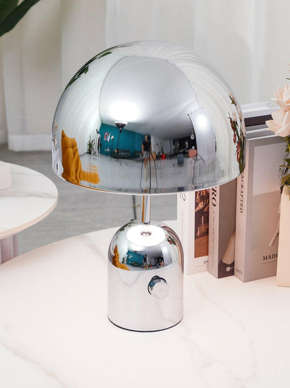 LumièreCloche - Lampe de table élégante et intemporelle pour un intérieur raffiné - Rynova