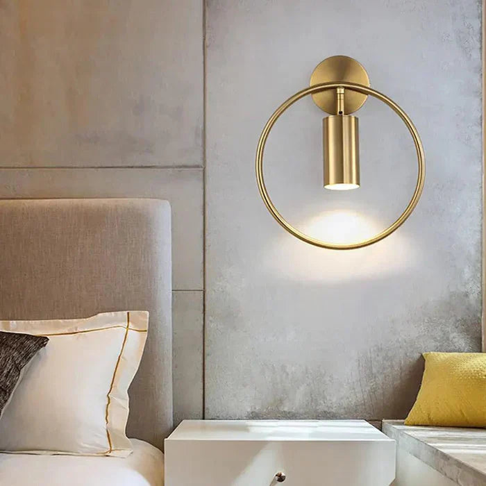 LuxAura – Applique Murale Luxueuse et Éclatante - Rynova