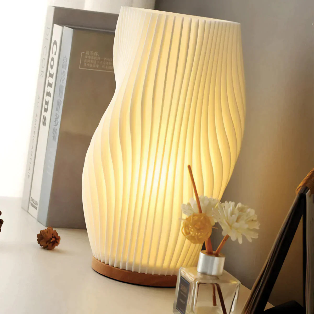 LumiVague – Lampe apaisante à vague contemporaine - Rynova