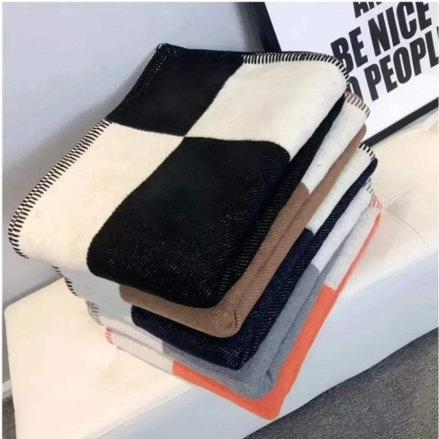 LuxeChaleur - Couverture en Laine de Cachemire Élégante Rynova