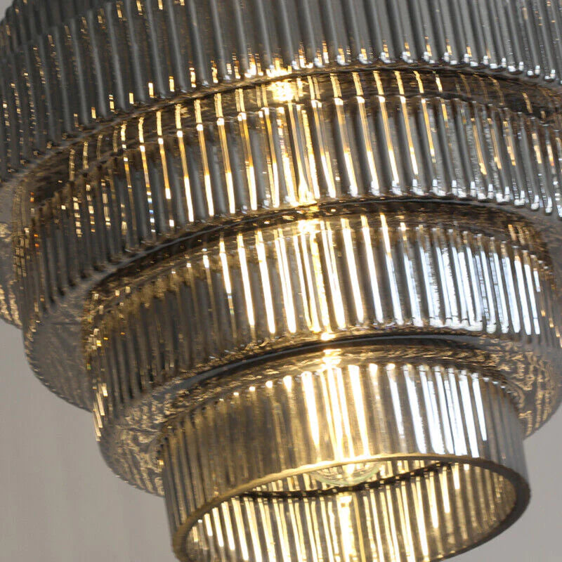 VerreLuxe – Lampe en verre et laiton élégante - Rynova