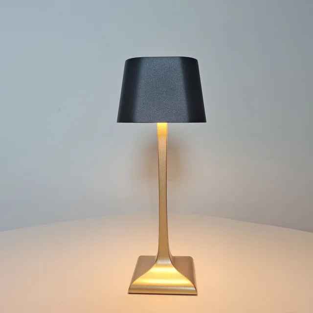 BrightSquare - Lampe de table carrée USB - Rynova