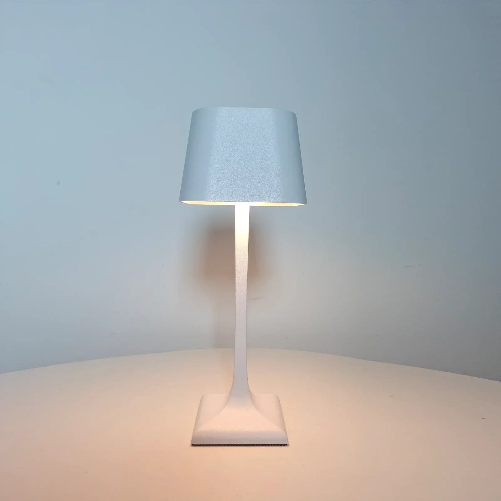 BrightSquare - Lampe de table carrée USB - Rynova