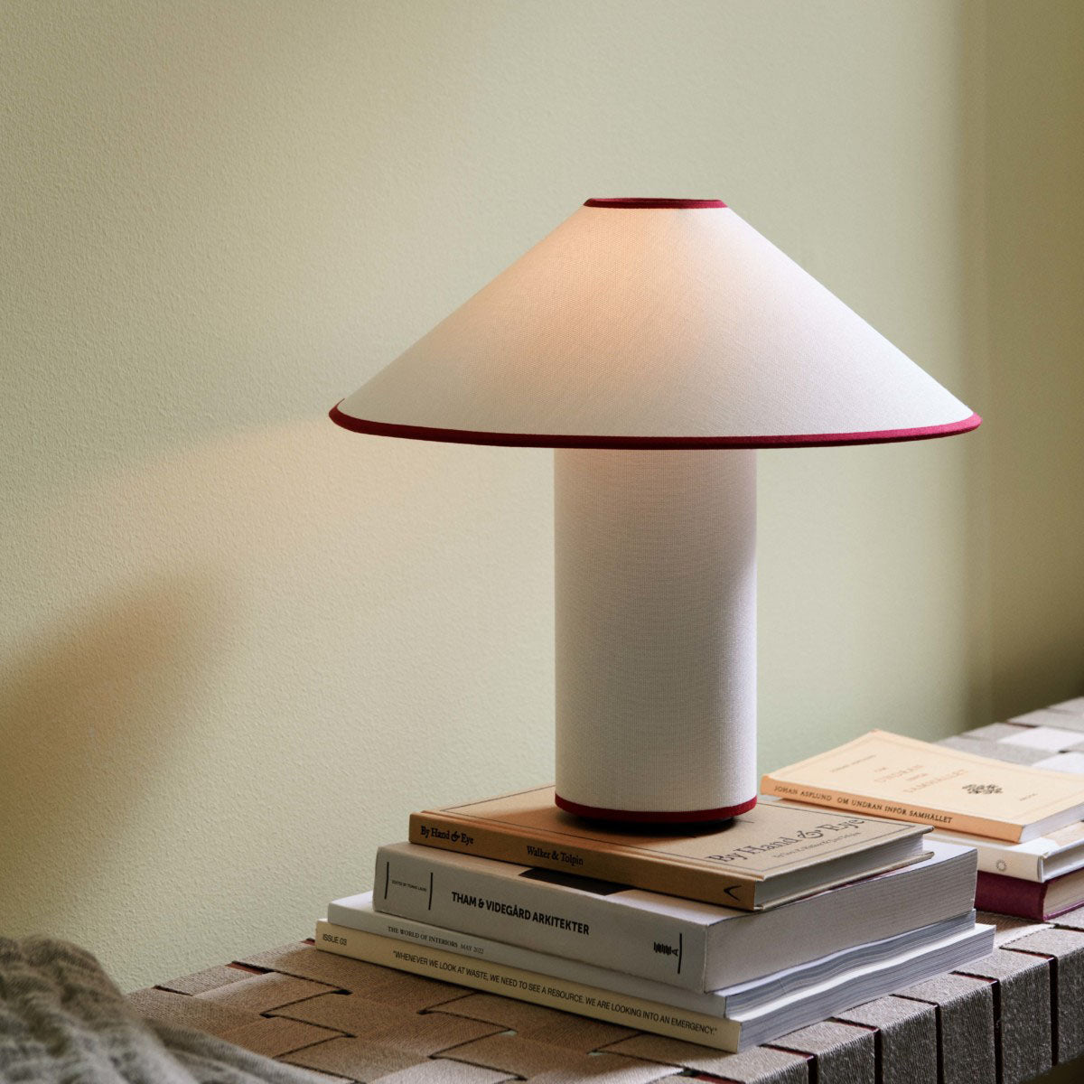 LumiColette – Lampe de table moderne et élégante - Rynova