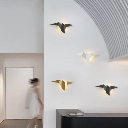 BirdLight - Applique Murale Oiseau en Fer Artisanal pour Décoration Intérieure - Rynova