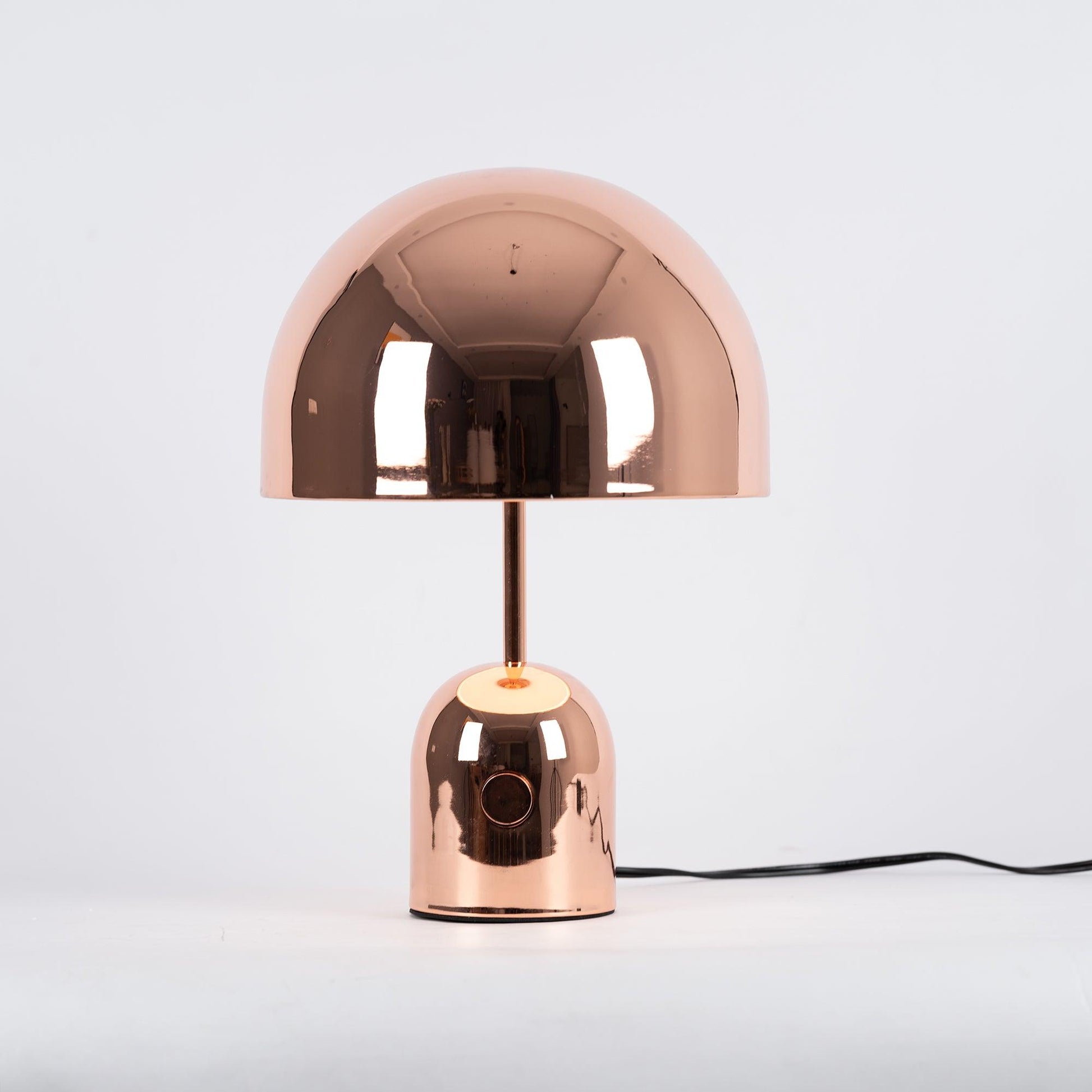 LumièreCloche - Lampe de table élégante et intemporelle pour un intérieur raffiné - Rynova