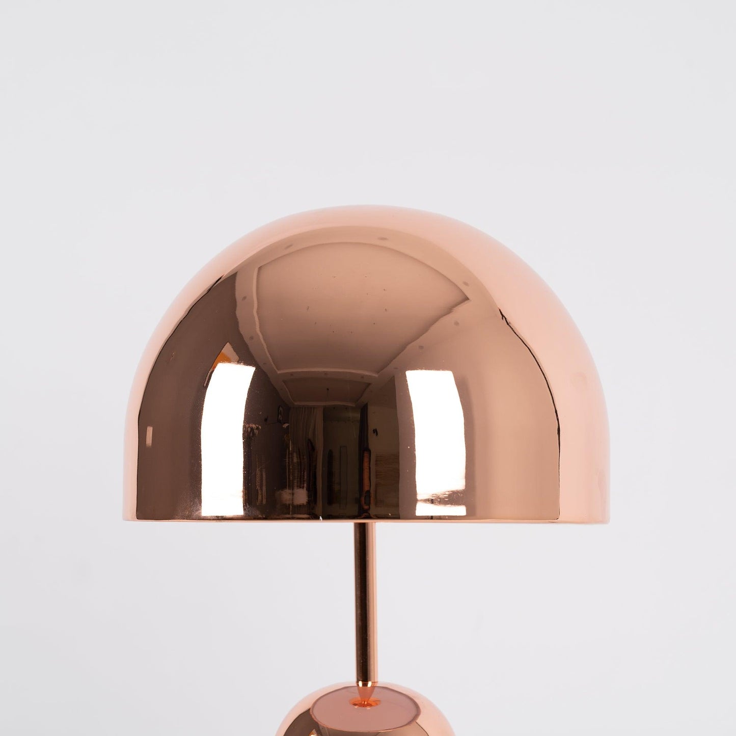 ClariBell – Lampe en forme de cloche élégante - Rynova