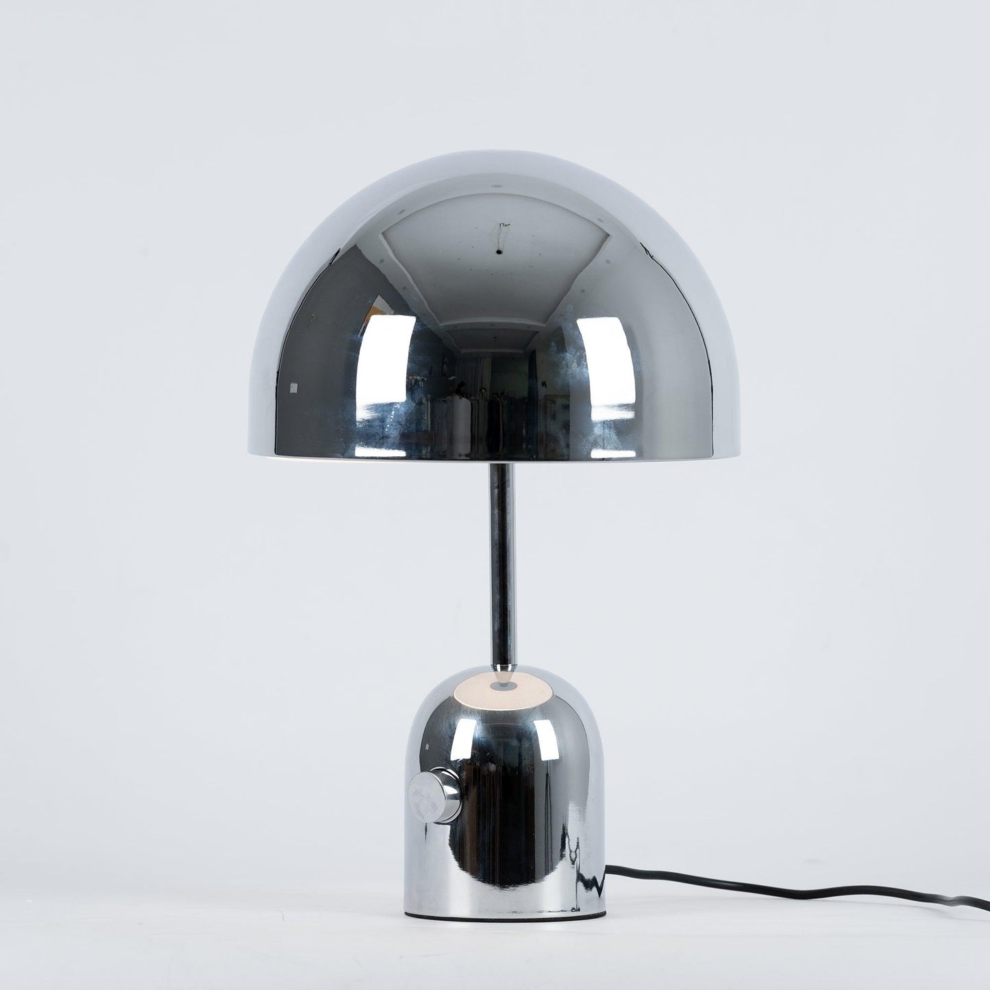 LumièreCloche - Lampe de table élégante et intemporelle pour un intérieur raffiné - Rynova