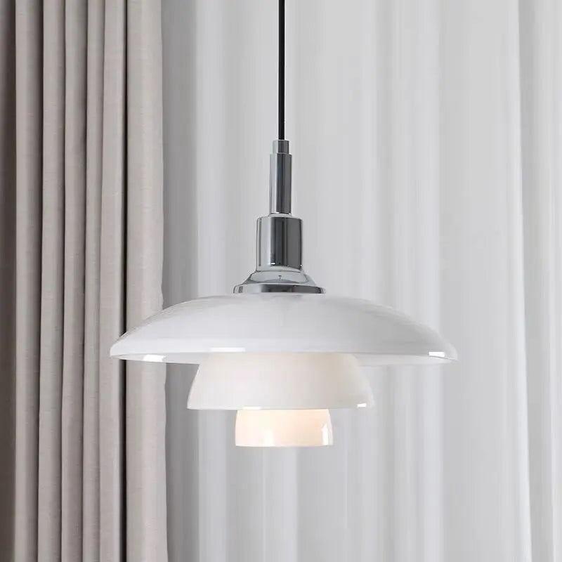 LumiChrome - Lampe pendante au design raffiné - Rynova
