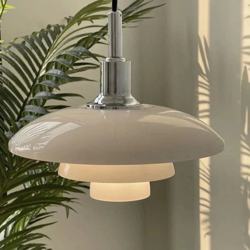 LumiChrome - Lampe pendante au design raffiné - Rynova