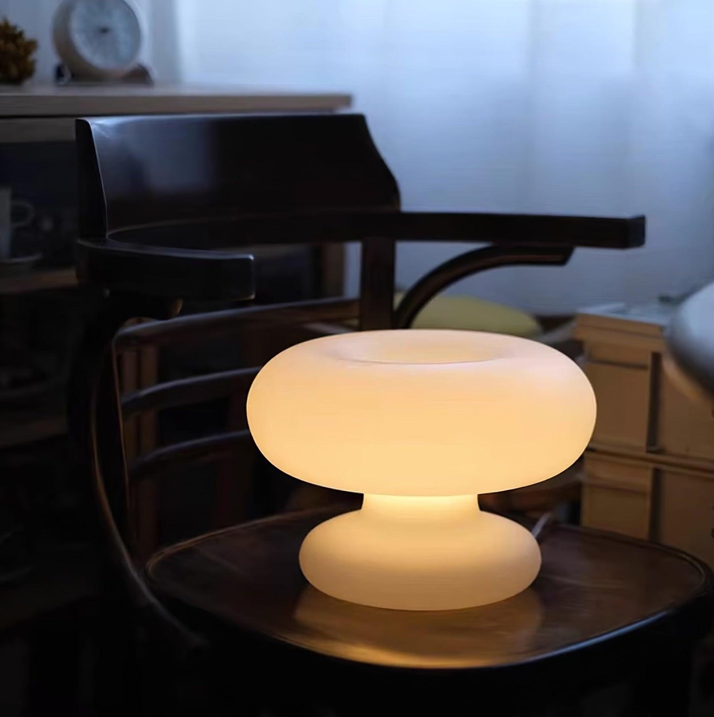 LumiDonut – Lampe de table moderne et élégante pour une ambiance lumineuse - Rynova