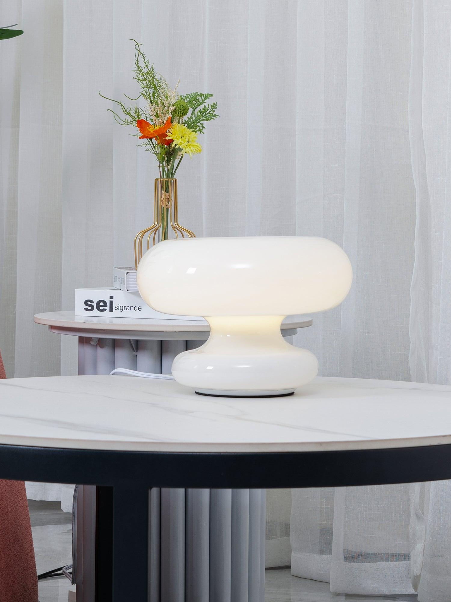LumiDonut – Lampe de table moderne et élégante pour une ambiance lumineuse - Rynova