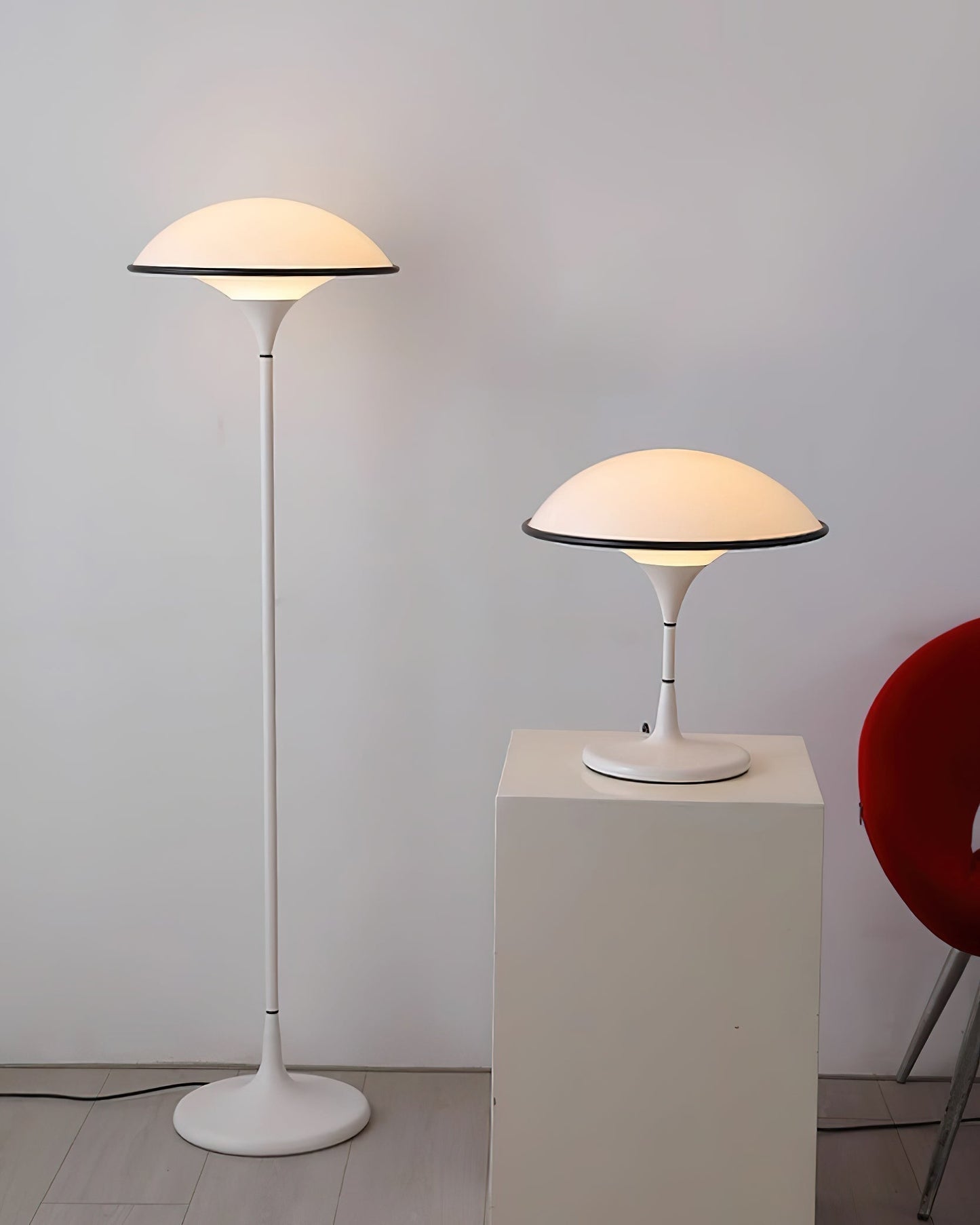 LumiForm - Lampe de table élégante au design artistique unique - Rynova