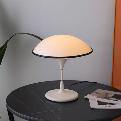LumiForm - Lampe de table élégante au design artistique unique - Rynova