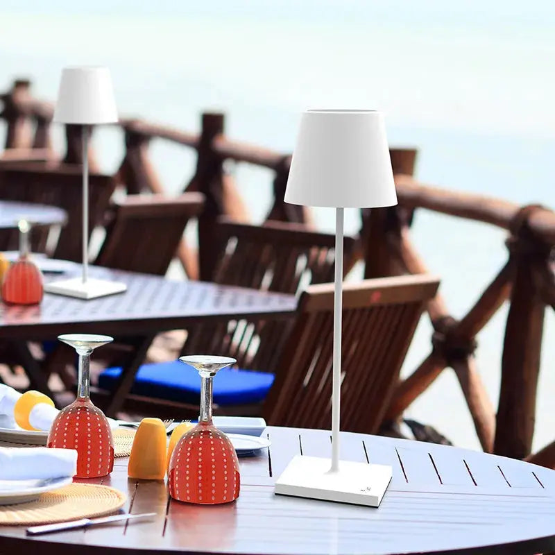 Lumière Monsieur - Lampe de Table Sans Fil Rechargeable - Rynova