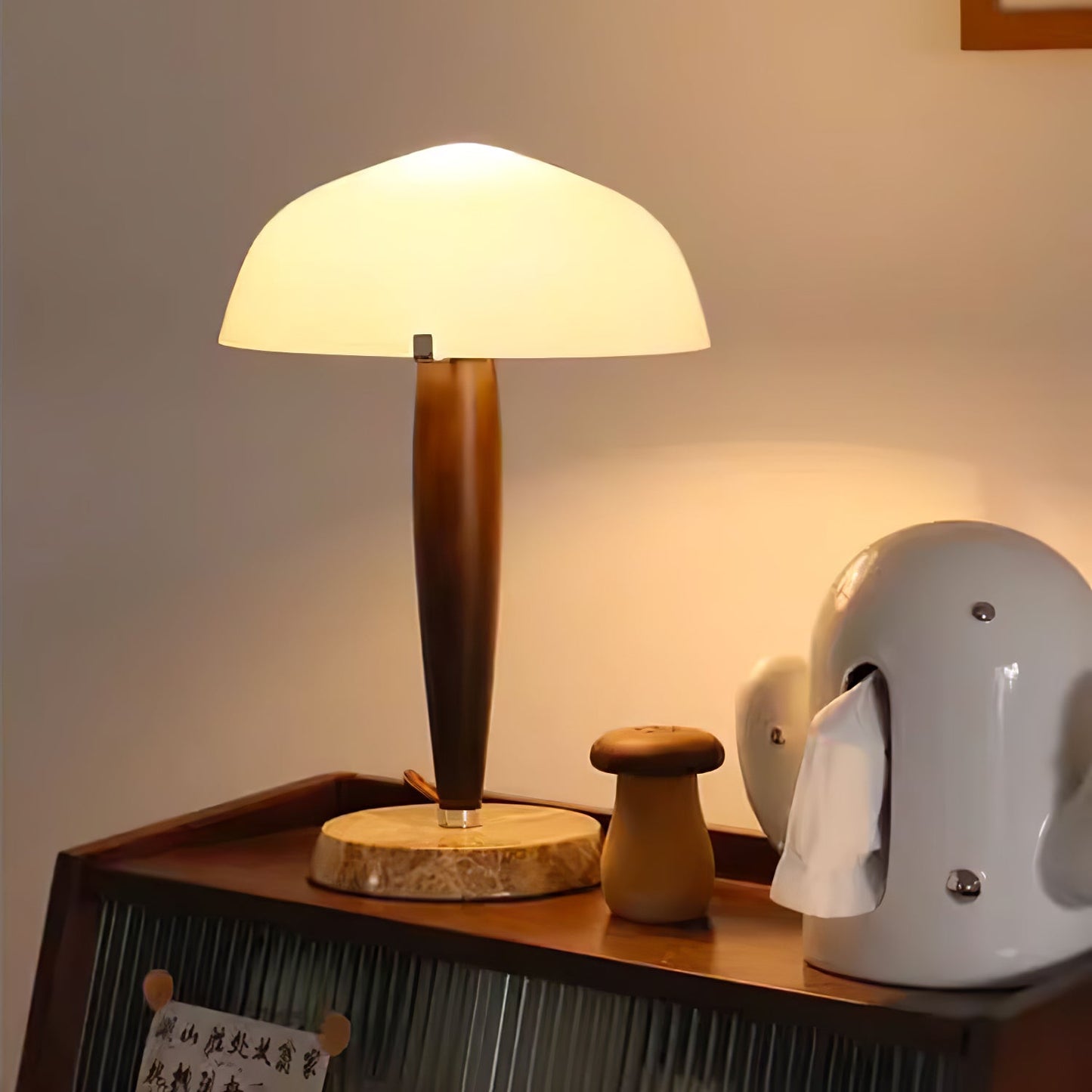 LuxeVintage - Éclairage intemporel pour un intérieur raffiné - Rynova