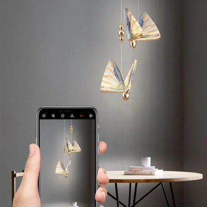 PapillonLumineux – Lampe Suspendue Élégante en Forme de Papillon - Rynova