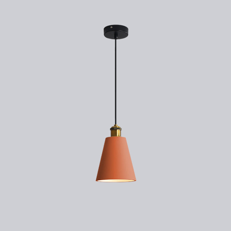 Lustre Élegante – Suspension Moderne en Métal et Résine - Rynova
