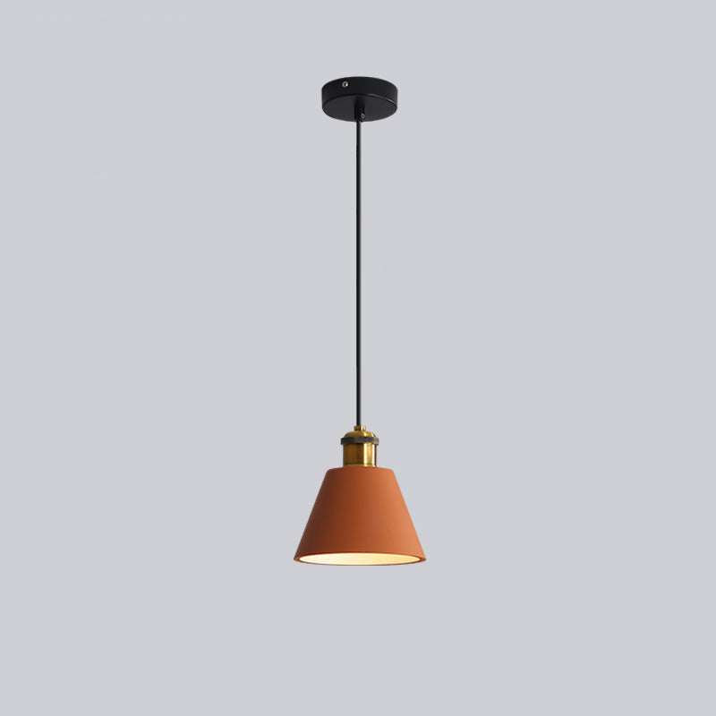 Lustre Élegante – Suspension Moderne en Métal et Résine - Rynova