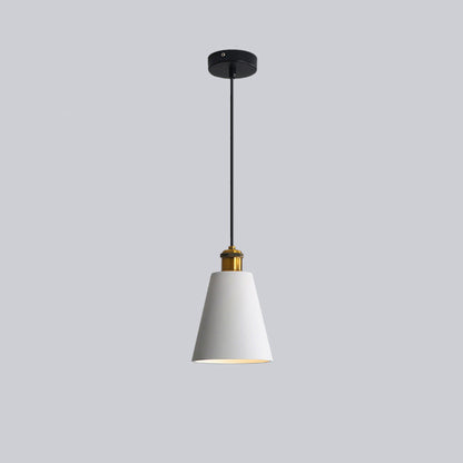 Lustre Élegante – Suspension Moderne en Métal et Résine - Rynova