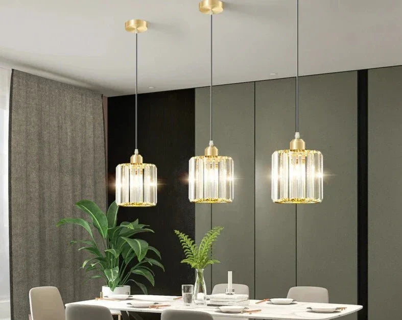 ÉclatCristal - Suspension en Cristal Élégante - Rynova