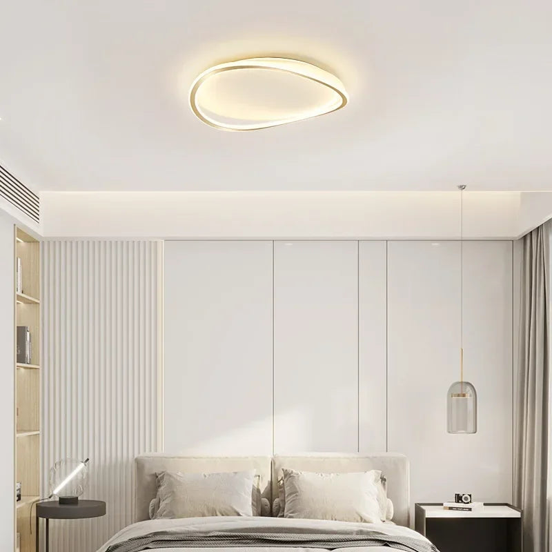 LuxeBrillance - Lampe de Lustre LED Moderne et Éclatante - Rynova