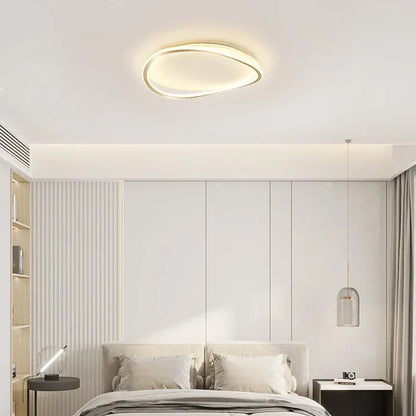 LuxeBrillance - Lampe de Lustre LED Moderne et Éclatante - Rynova