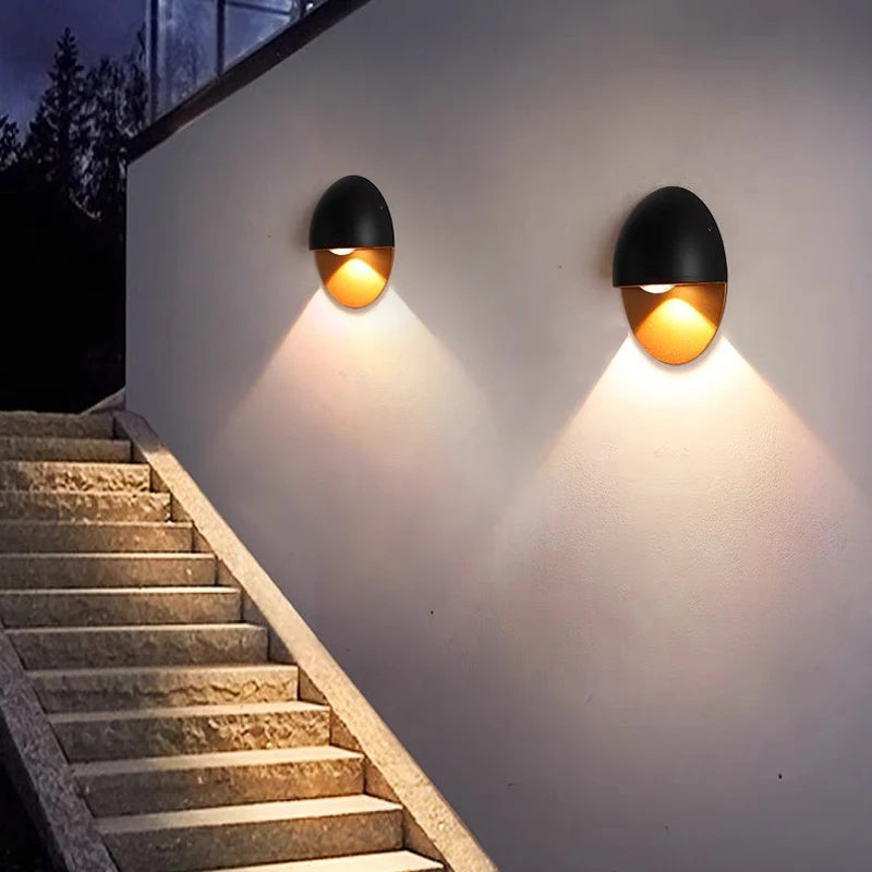 Lumière Murale LED Extérieure ÉlegancePro - Moderne et Étanche - Rynova