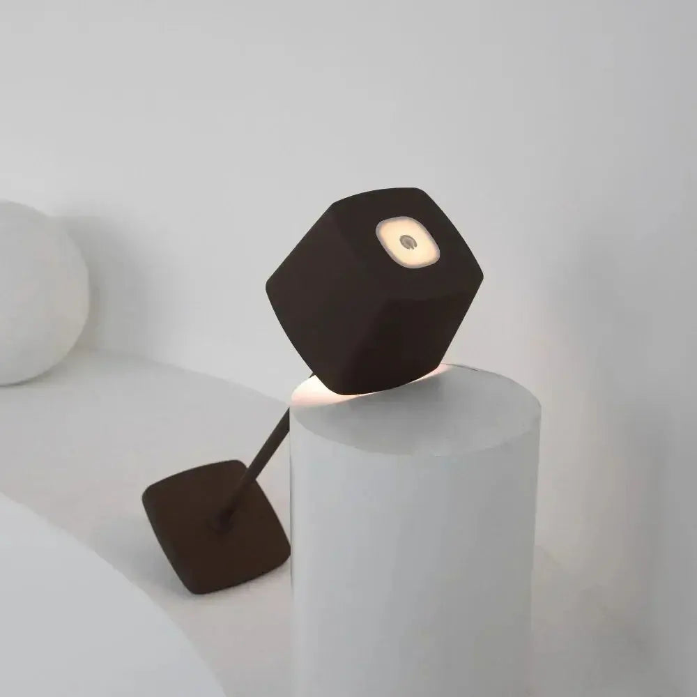 ÉclairezAvecStyle - Lampe de Sol Moderne Sans Fil avec Éclairage LED - Rynova