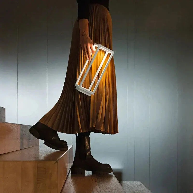 LumaLite - Lampe de table LED sans fil moderne - Rynova