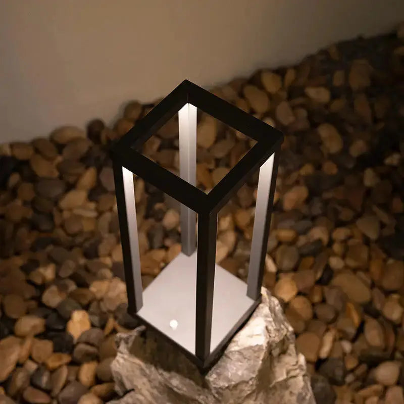 LumaLite - Lampe de table LED sans fil moderne - Rynova