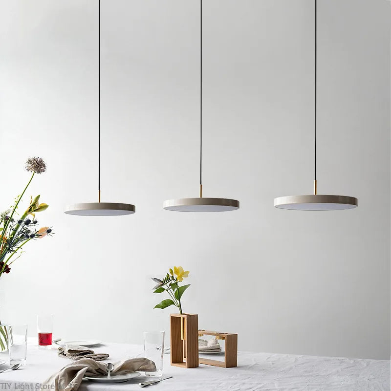 ScandiLume – Lampes suspendues design scandinave élégant - Rynova