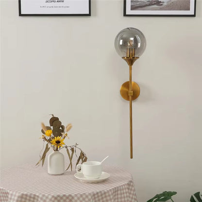 LumièreChic - Applique murale moderne et élégante - Rynova