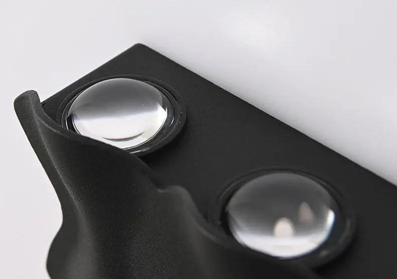 AquaGlow - Appliques murales LED modernes étanches en aluminium - Rynova