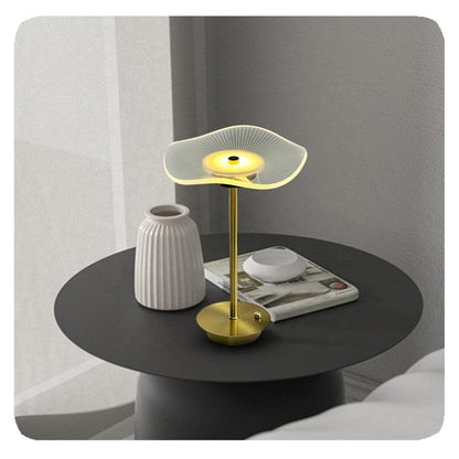 LuxeUrbain - Lampe de Table LED Moderne - Rynova