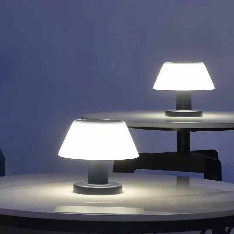 LumièreÉco - Lampe de Table Solaire Rechargeable - Rynova
