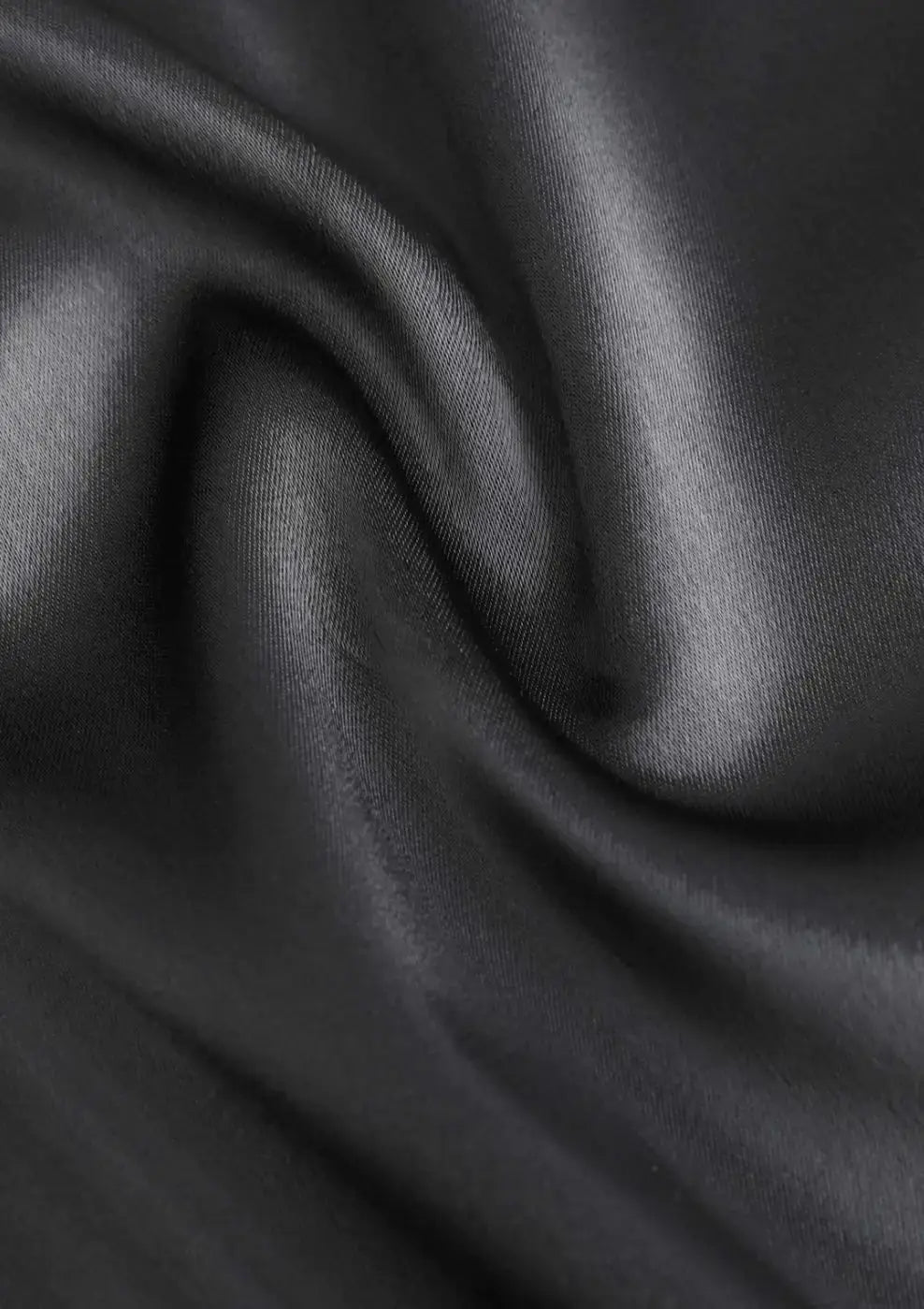 ÉléganceNocturne - Robe Cami en Satin - Rynova