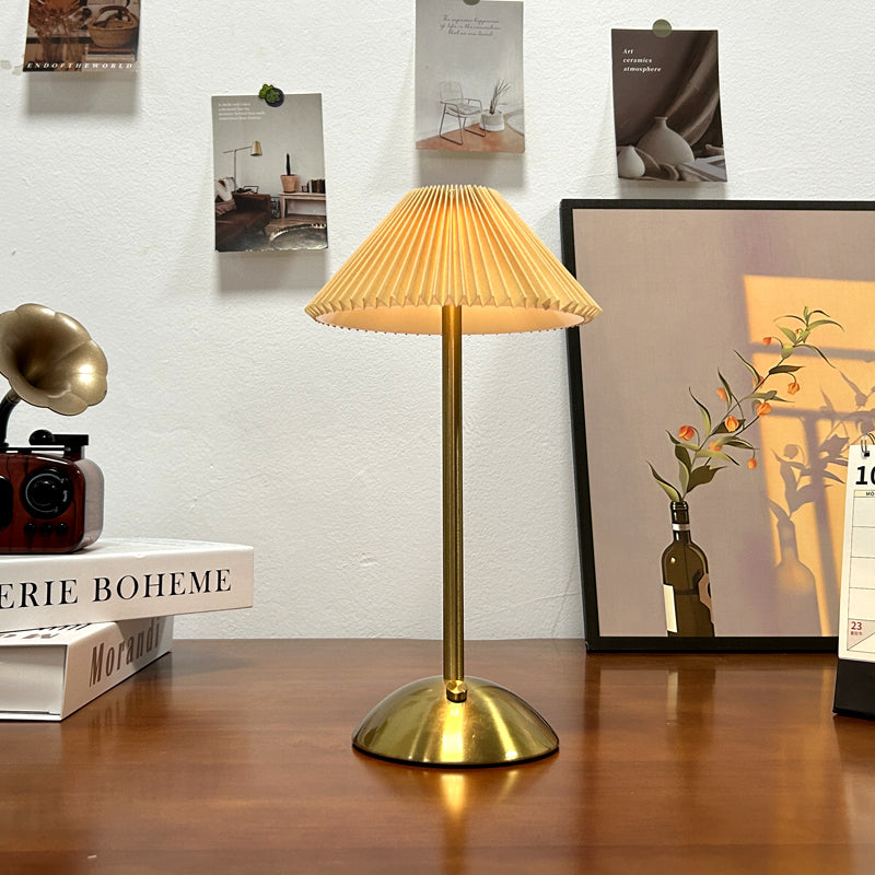 LumiNord - Lampe Portative Élégante - Rynova