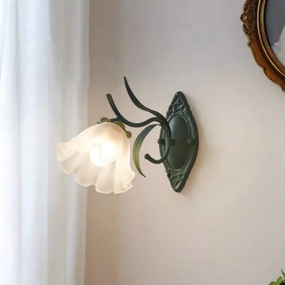 FleurLumière – Applique Murale Élégante Fleur de Muguet - Rynova