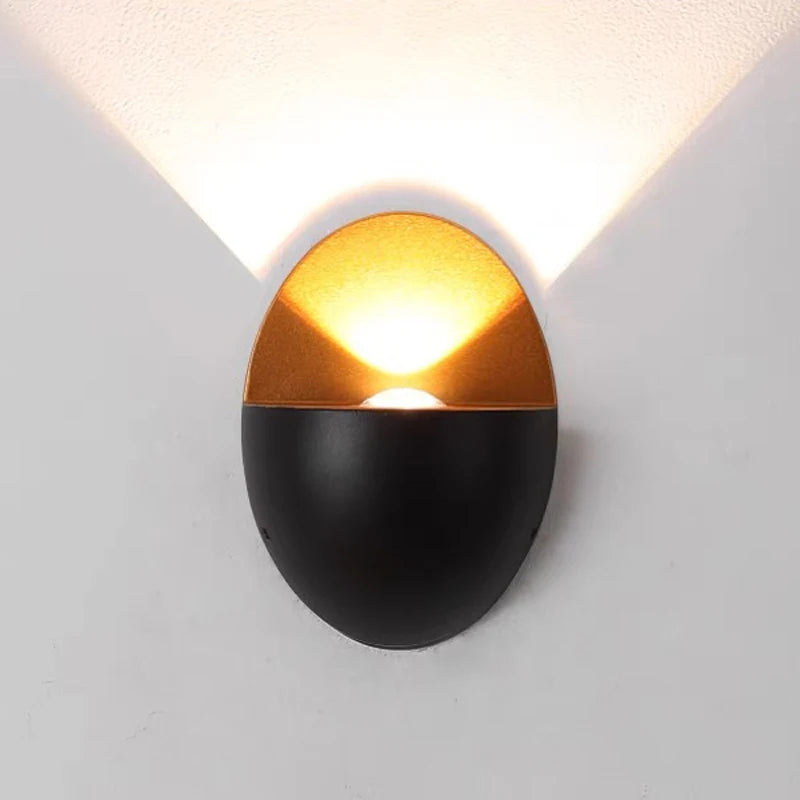 Lumière Murale LED Extérieure ÉlegancePro - Moderne et Étanche - Rynova