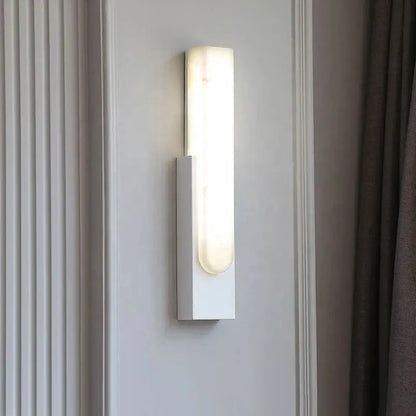 LumiNordic - Applique Murale Moderne avec Éclairage Artistique - Rynova
