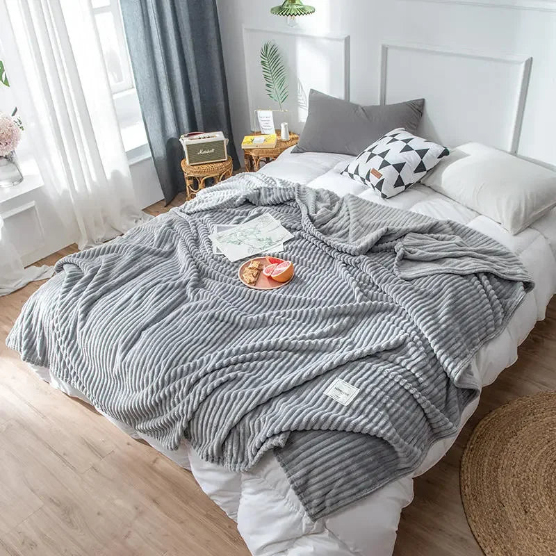 Câlinéa – Plaid Ultra Confortable pour Canapé et Lit - Rynova