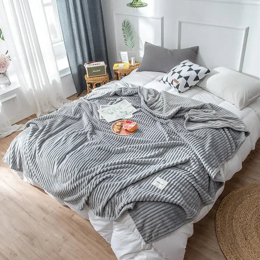 Câlinéa – Plaid Ultra Confortable pour Canapé et Lit - Rynova