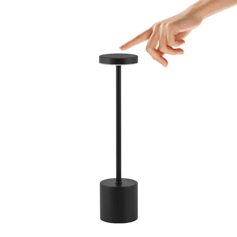 Lumière Élégante – Lampe de Bureau Style Crème avec Éclairage LED Réglable - Rynova