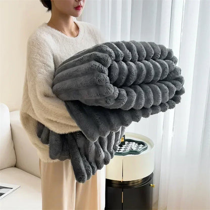 VeloursLapin - Plaid Doux en Imitation Lapin pour Lit et Canapé - Rynova
