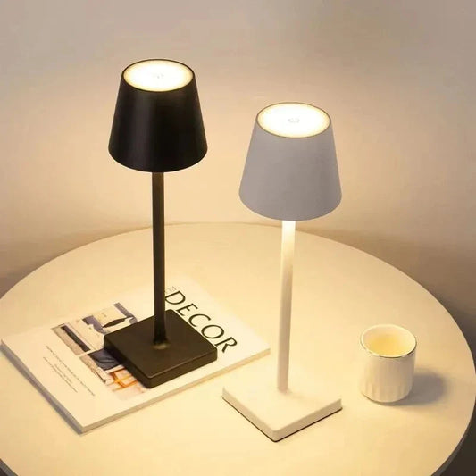 LumiTouch - Lampe LED USB Sans Fil Étanche Rechargeable - Rynova