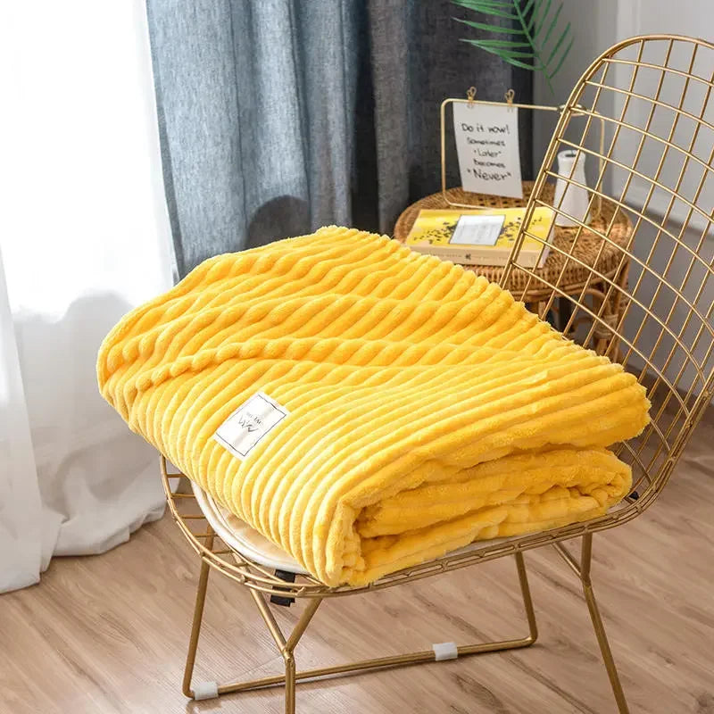 Câlinéa – Plaid Ultra Confortable pour Canapé et Lit - Rynova