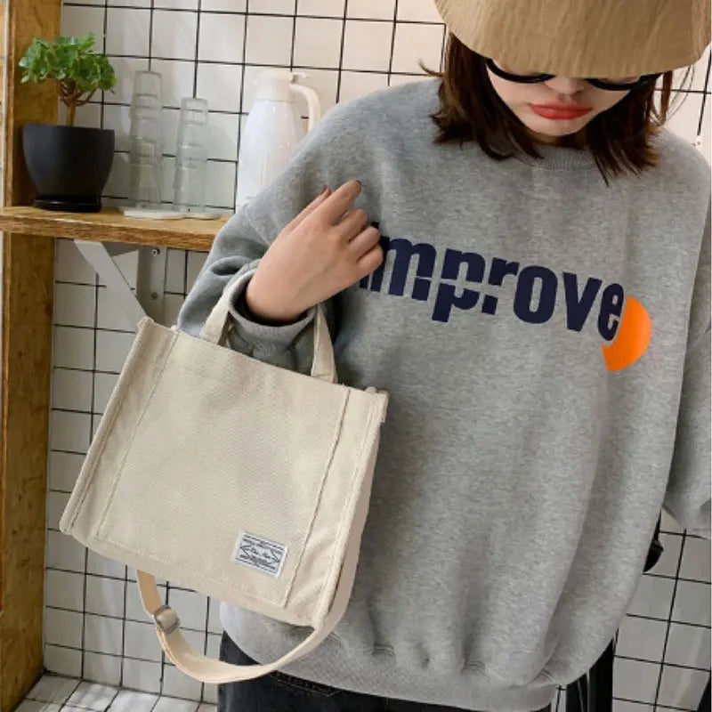 VeloutéTendance – Sac Fourre-Tout Femme en Velours Côtelé Compact et Élégant - Rynova