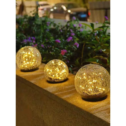 LumiGlobe – Lampe Solaire Boule Craquelée pour Extérieur - Rynova