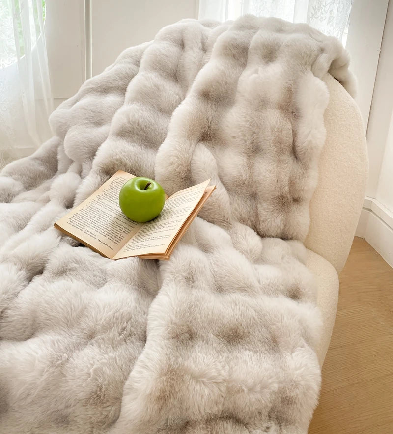 Luxétoile - Plaid en Fourrure Douce pour Lit et Salon - Rynova